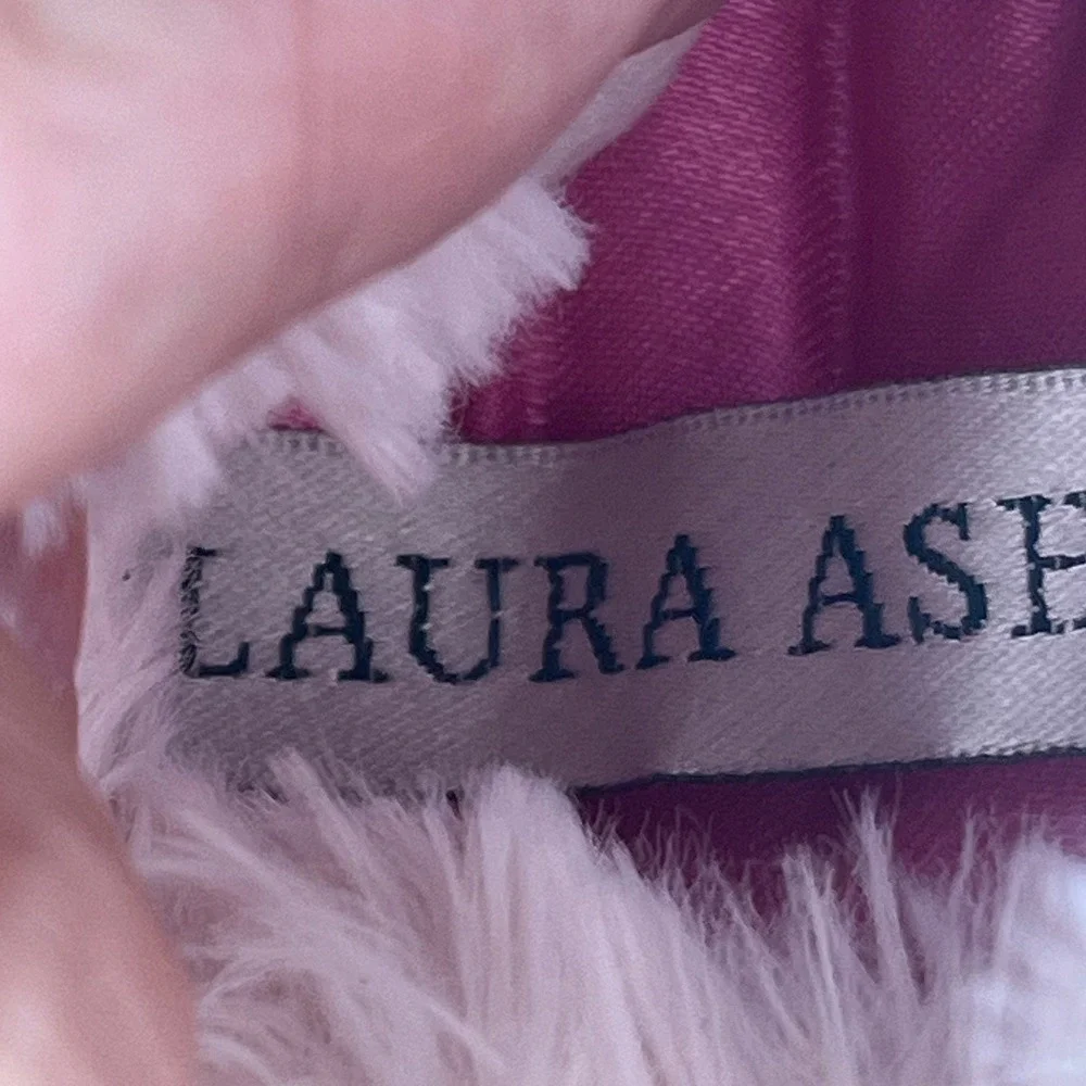 Laura Ashley Kids Pink Faux Fur Bunny Slippers Size L 9/10 Rabbit House Shoes